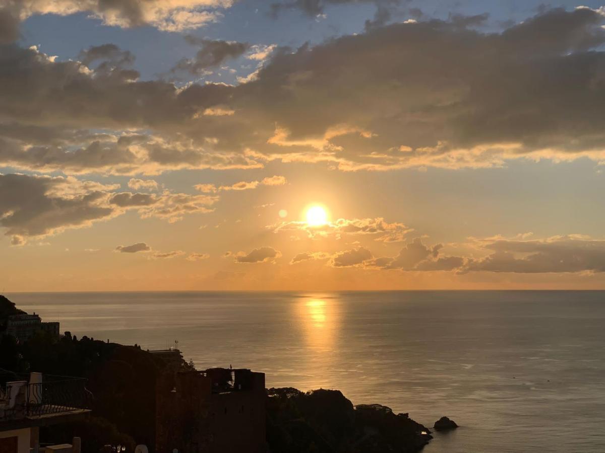 Taormina Center Private Apartments By Fragranza Di Sicilia ภายนอก รูปภาพ