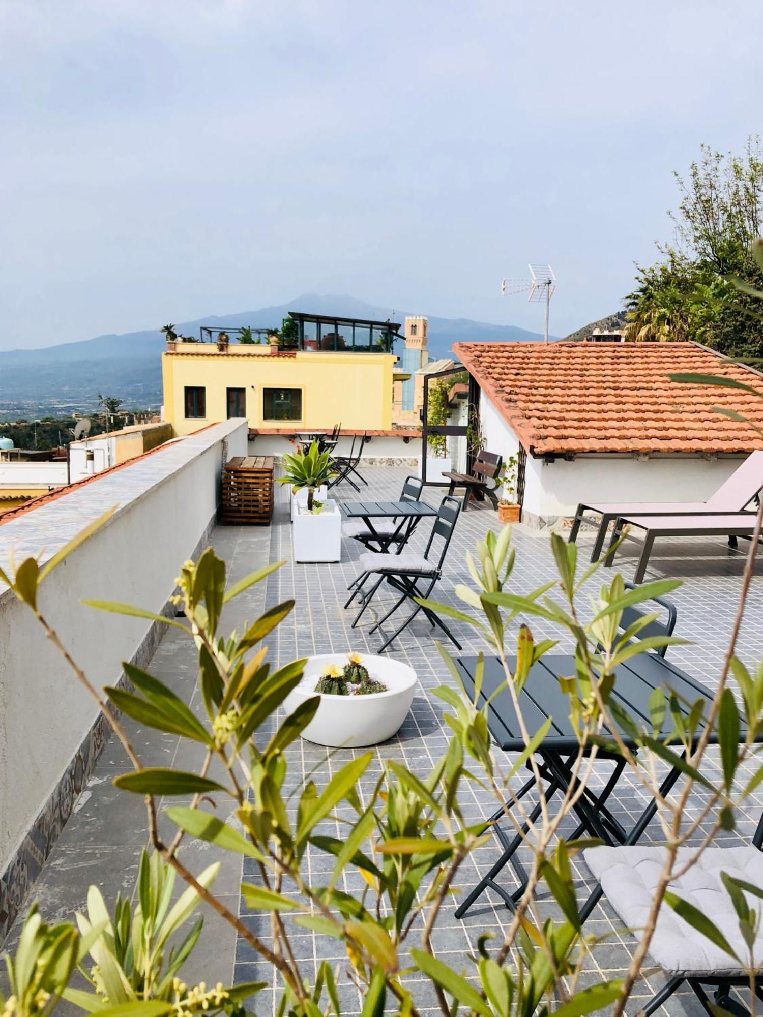 Taormina Center Private Apartments By Fragranza Di Sicilia ภายนอก รูปภาพ