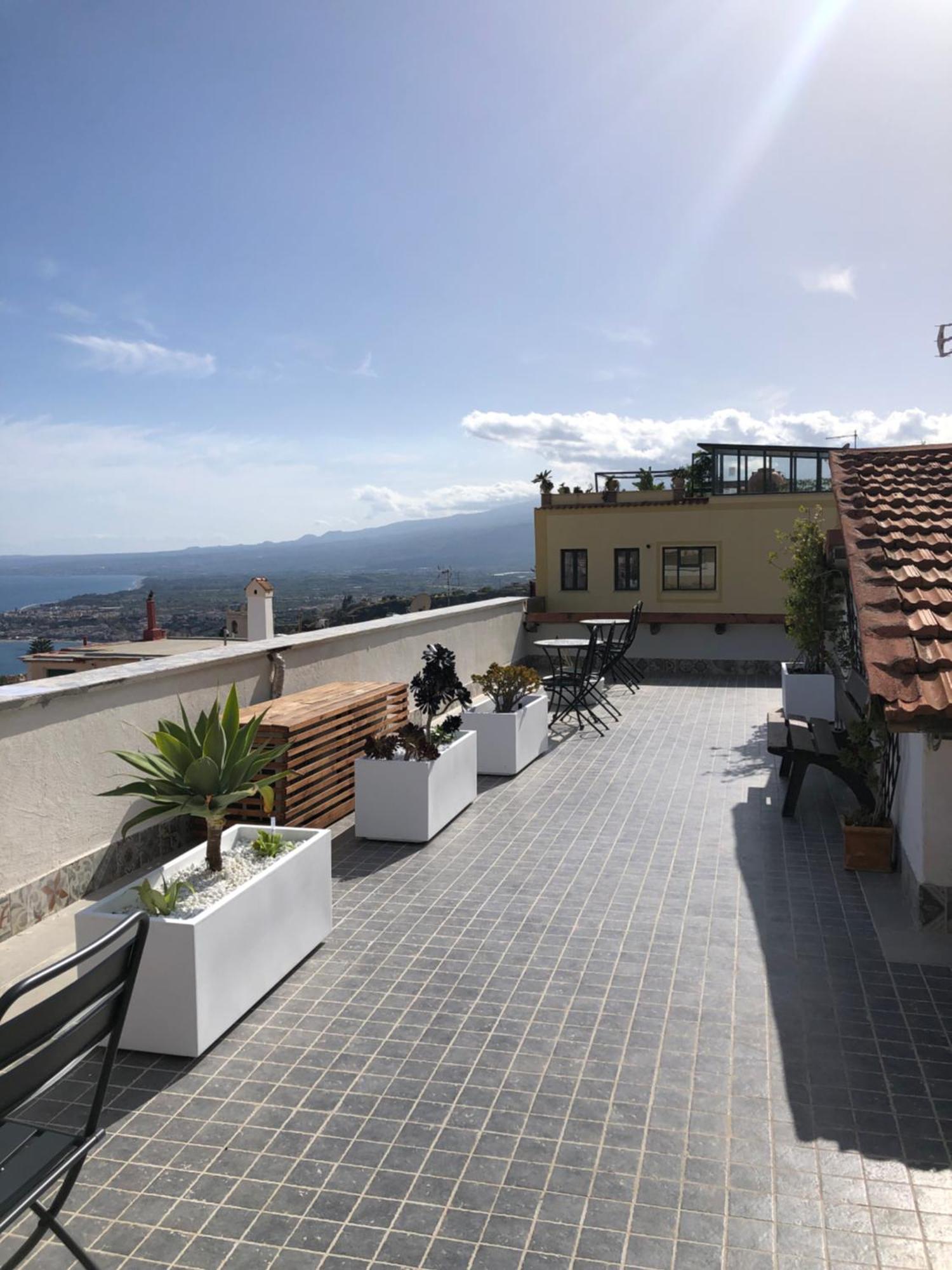 Taormina Center Private Apartments By Fragranza Di Sicilia ภายนอก รูปภาพ