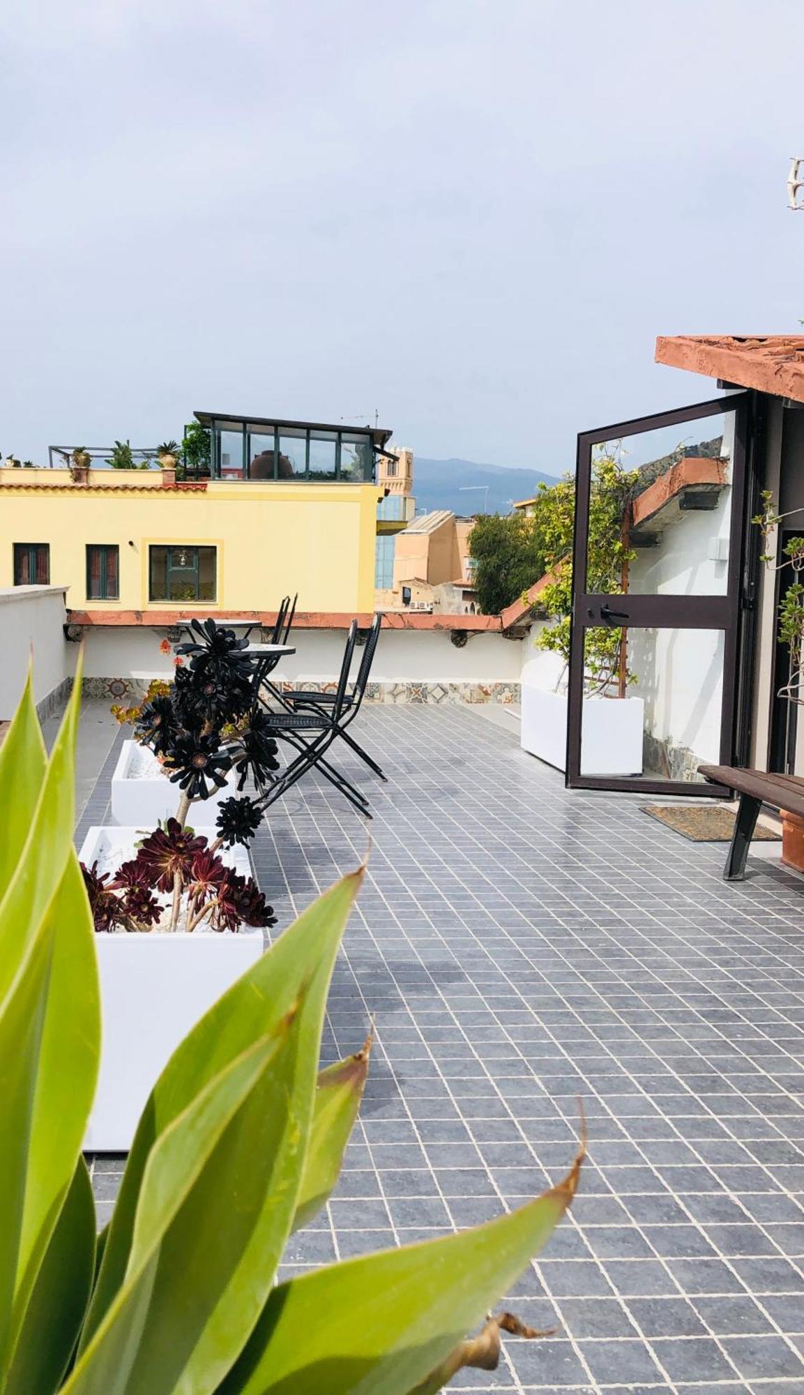 Taormina Center Private Apartments By Fragranza Di Sicilia ภายนอก รูปภาพ